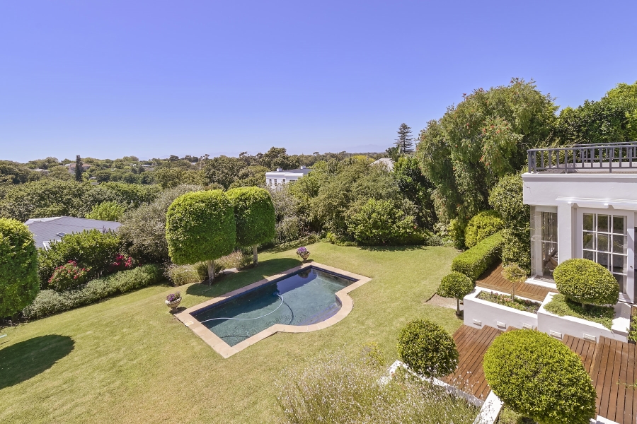 5 Bedroom Property for Sale in Constantia Western Cape